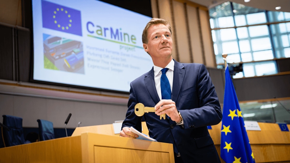 
        Circle Group, contratto da 479mila euro per il progetto CarMine
    

                                
                                    
										Commercio: Regno Unito a rischio dumping, appelli per abolire esenzione su import low-cost                                    
                                
                            

                                
                                    
										Cina: +5,3% nuove imprese estere nei primi 5 mesi, Pechino lancia piano per investimenti                                    
                                
                            

                                
                                    
										Fondata a Dubai la Mayborne Bulk, nuova società specializzata nelle rinfuse secche                                    
                                
                            
