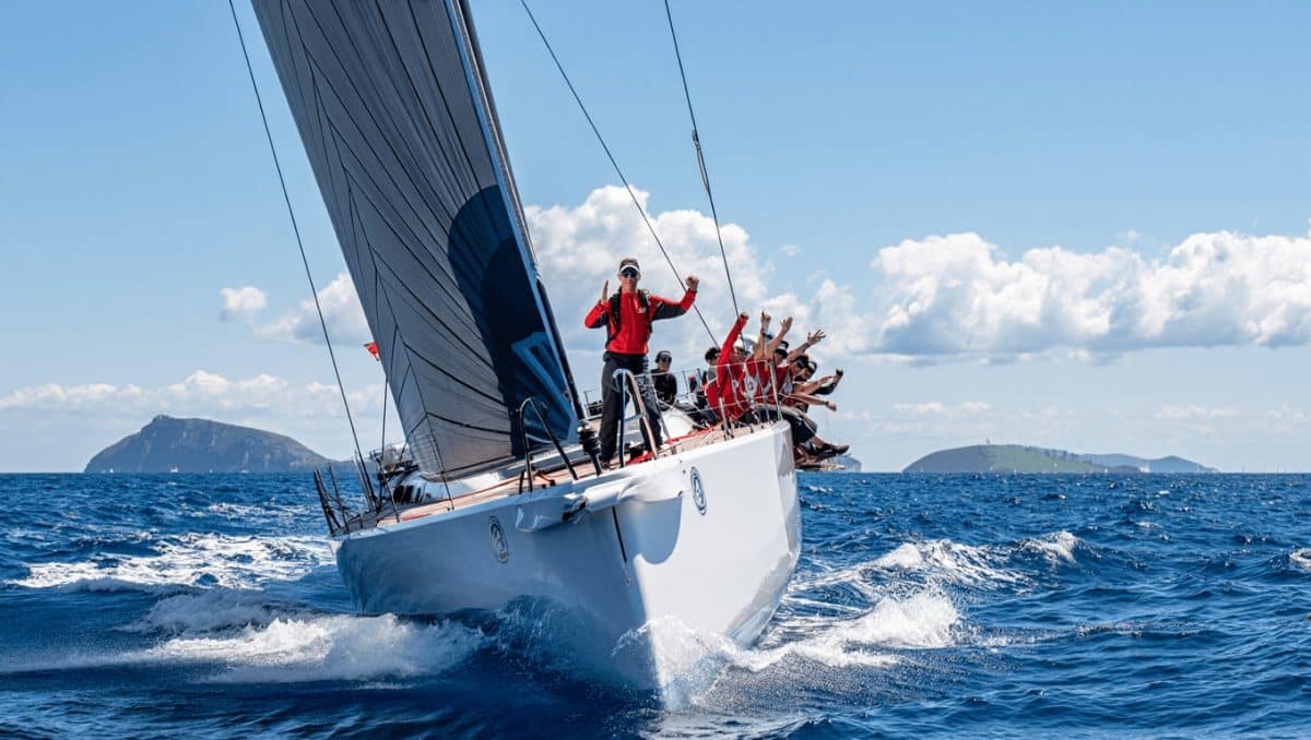 Arca SGR vince il Line Honours della Loro Piana Giraglia 2026