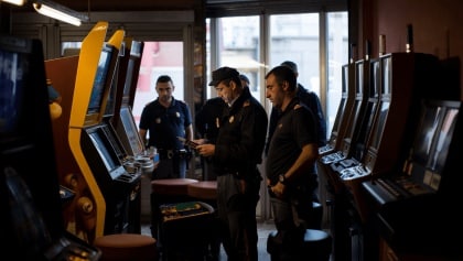 Sequestrati 14 giochi elettronici a club privato, sanzioni per 700mila euro