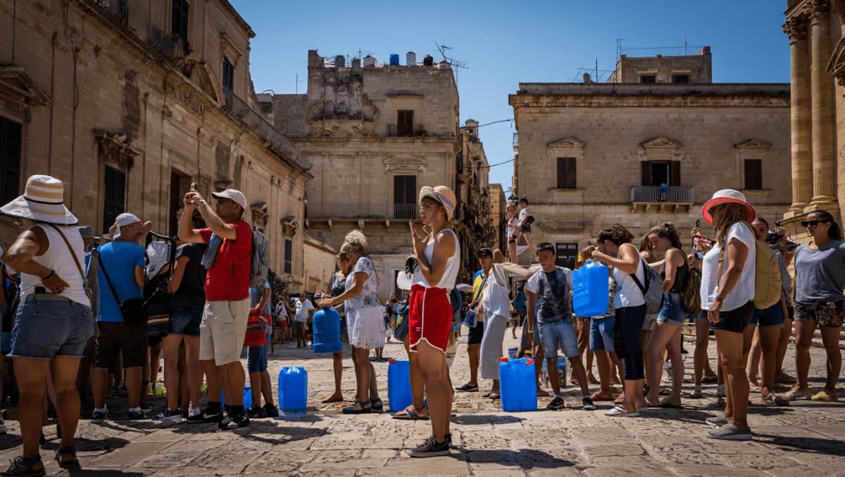 Boom di turisti a Ortigia, ma acqua a singhiozzo e black out elettrici
