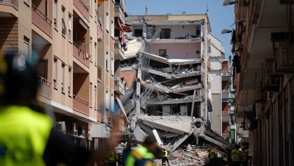 Edificio crollato a Messina, ci sono 3 indagati